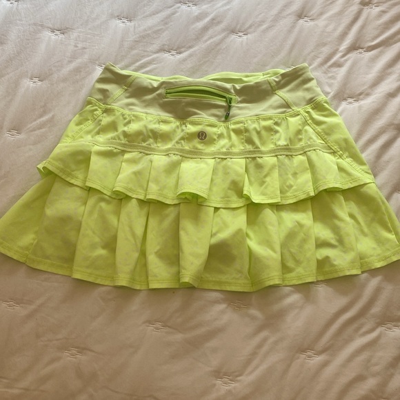 Lululemon Run: Pace Setter Skirt (Regular)
Petit Dot Faded Zap / Faded Zap - Picture 3 of 6